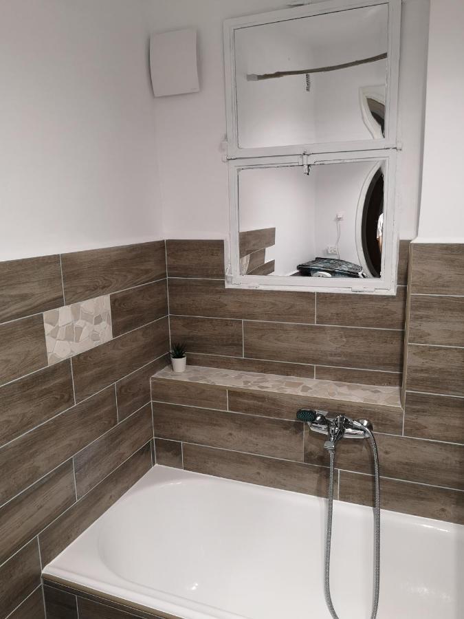 Sea&Sun Glyfada Apartment Athens Ngoại thất bức ảnh