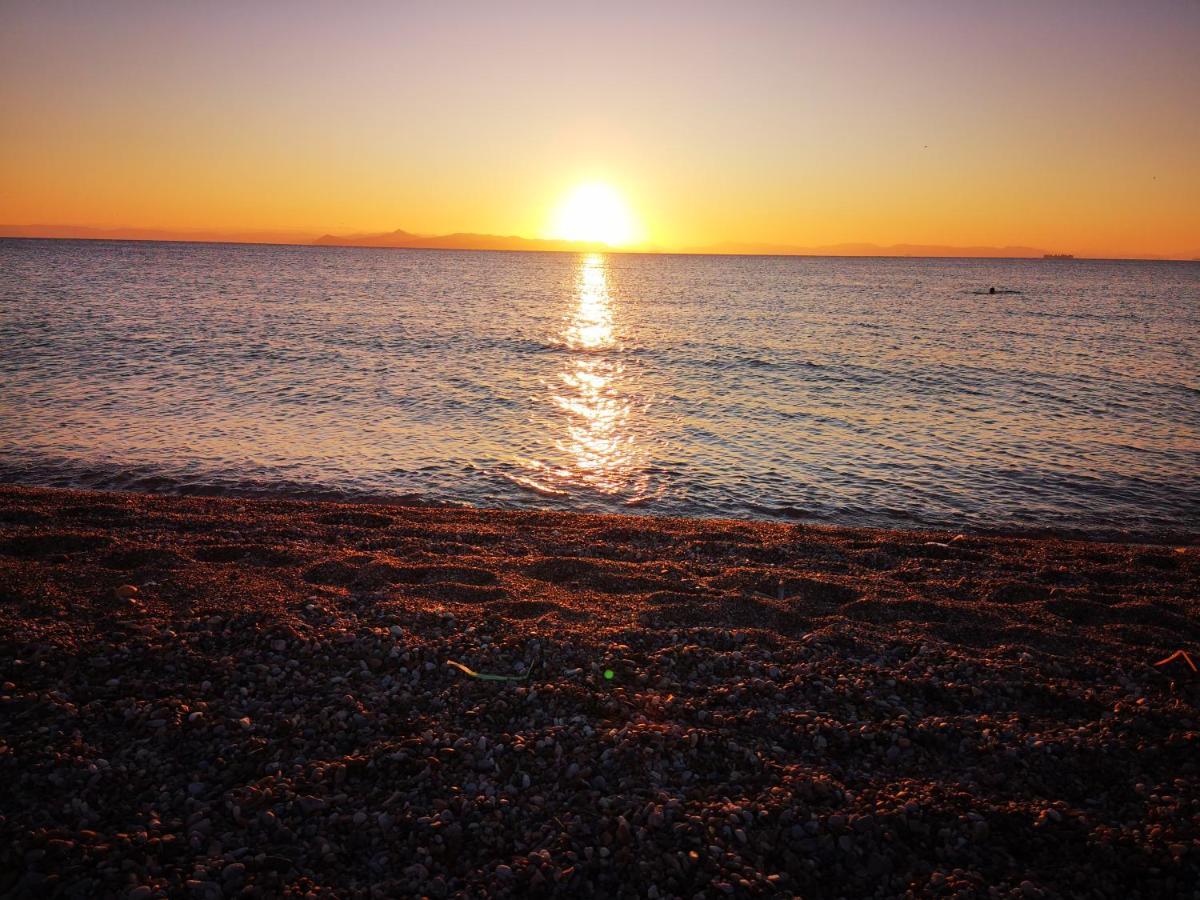 Sea&Sun Glyfada Apartment Athens Ngoại thất bức ảnh